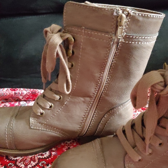 Rampage Zip & Lace Brown Boots - Picture 5 of 8